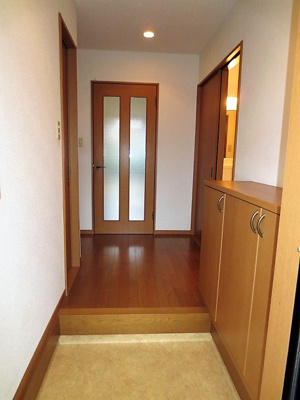 【玄関】 | ブロッサムイースト | ブロッサムイースト