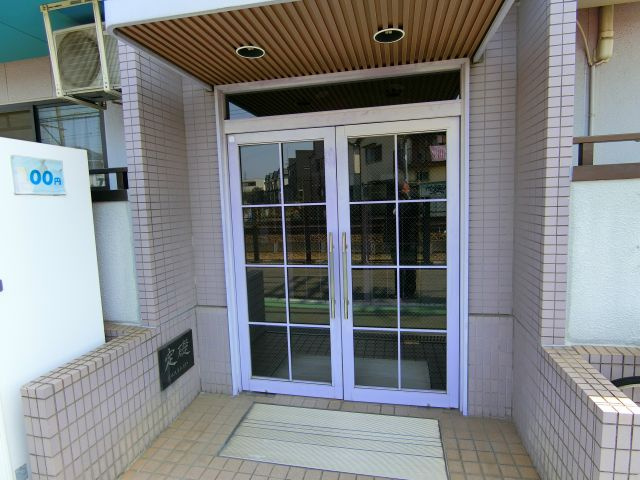 須賀ＯＫＩハウスのエントランス
