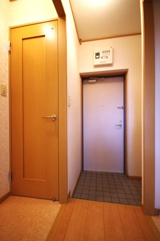 【玄関】
