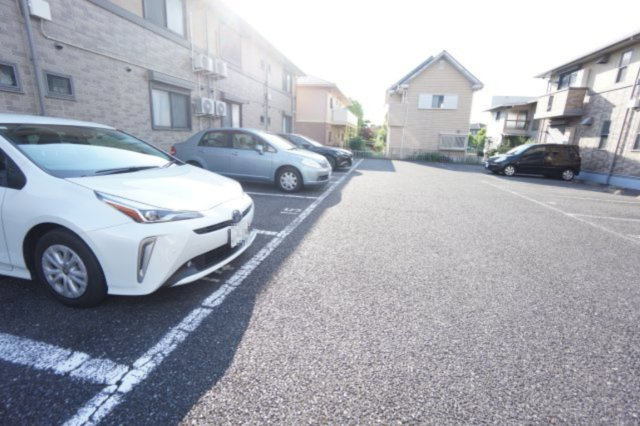 メゾン森Ⅺの駐車場