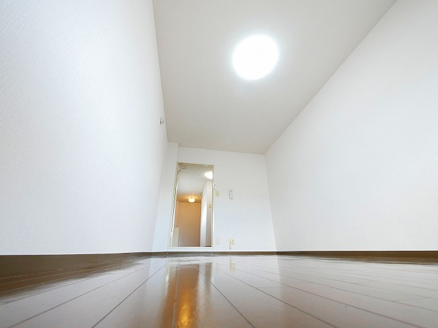 新大マンションの洋室