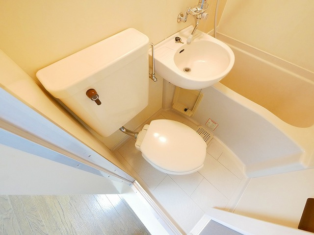 新大マンションのトイレ