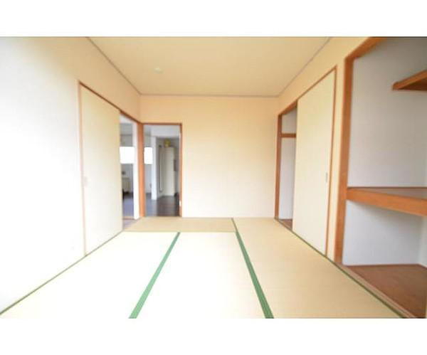 エステートピア楡の和室