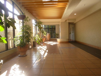 【エントランス】