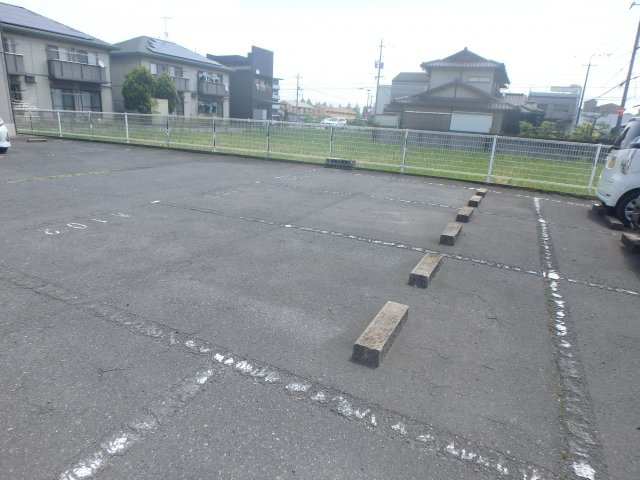 マーチBの駐車場|神田　マーチ　１R　駐車場