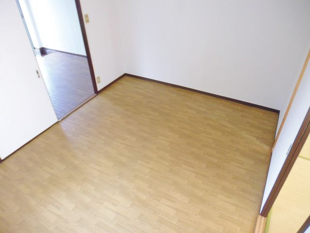 明石ロイヤルマンションの寝室