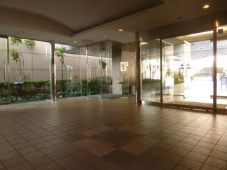 【エントランス】