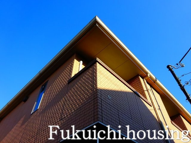 アヴ・ニールの外観
