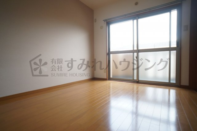 サンボナール・コートの洋室|参考、同建物・同間取りの号室