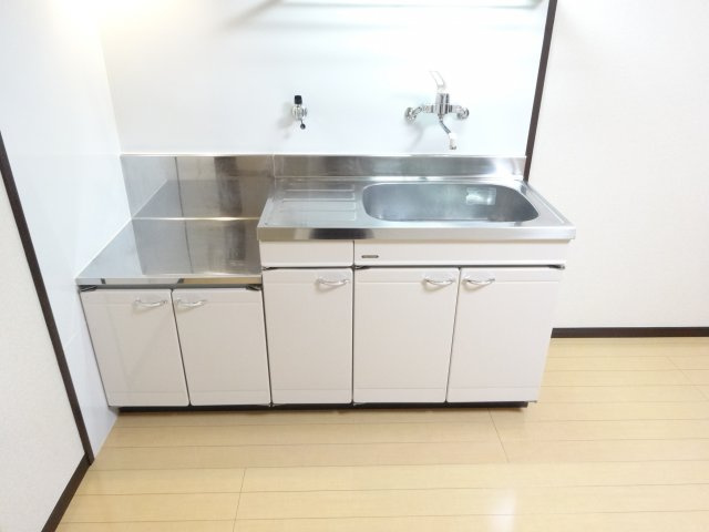 フローラ河内長野のキッチン