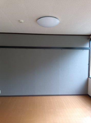 グリーンハイツ保古の洋室