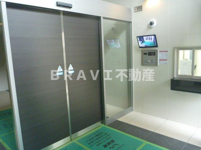 エスリード阿波座レジデンス　BRAVI不動産のエントランス
