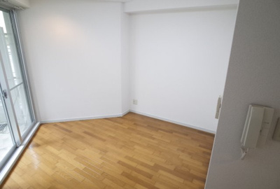 【洋室】 | ヤングリーブス岡本