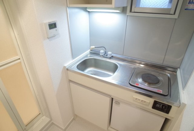 【キッチン】 | ヤングリーブス岡本