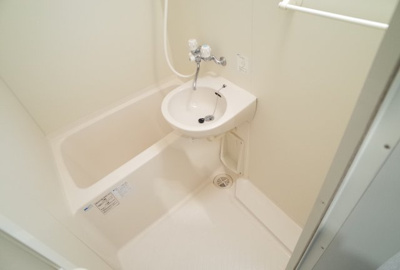 【浴室】 | ヤングリーブス岡本