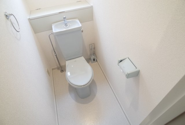 【トイレ】 | ヤングリーブス岡本