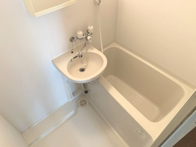 【浴室】 | フルール西岡本