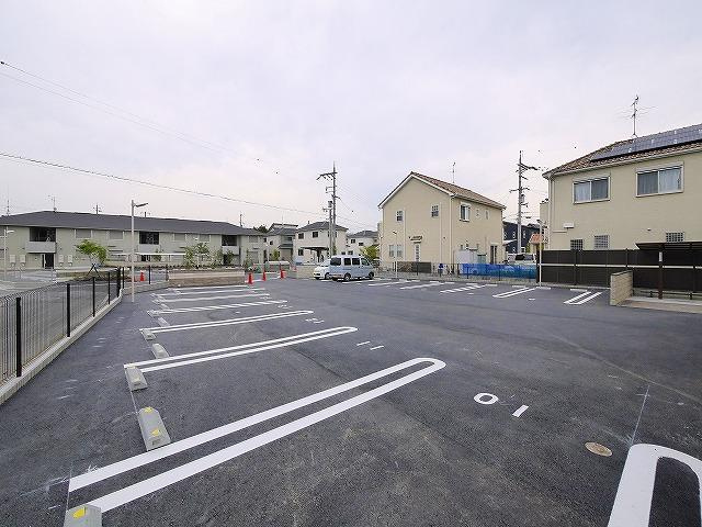 グランディオーズの駐車場|駐車場完備です