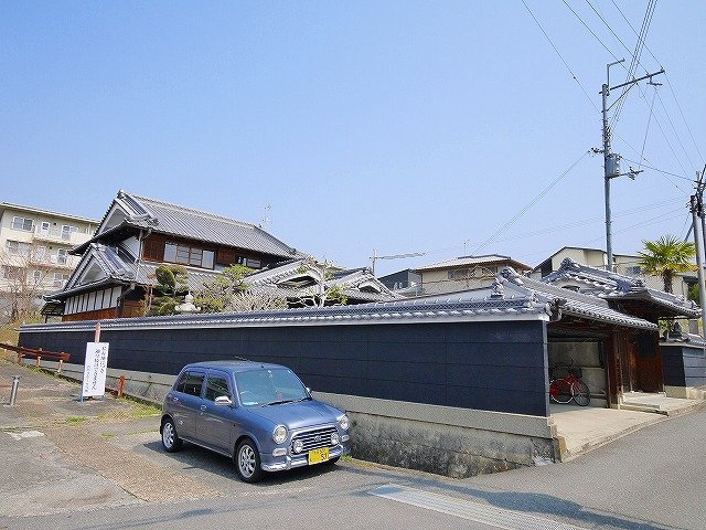 勾田町一戸建の外観