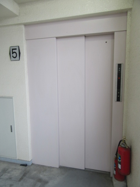 三鷹市下連雀４丁目の賃貸マンションのその他共用部分|エレベーター