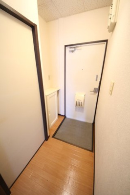 【玄関】 | スカイハイツＢ