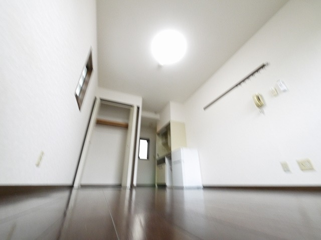 シティパレスあやめ池Ｐ７の洋室