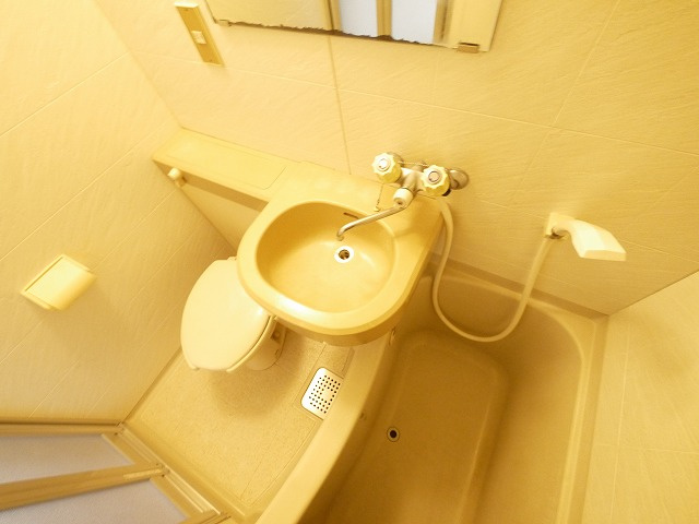 シティパレスあやめ池Ｐ７の浴室