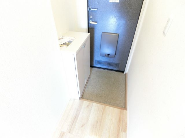 クレール金剛の玄関|同物件別部屋写真