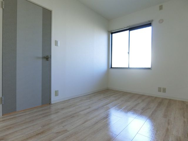 クレール金剛の寝室|同物件別部屋写真