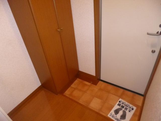 ルミノッソⅡの玄関