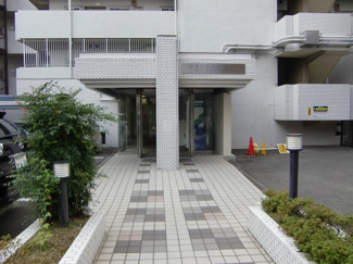 【エントランス】