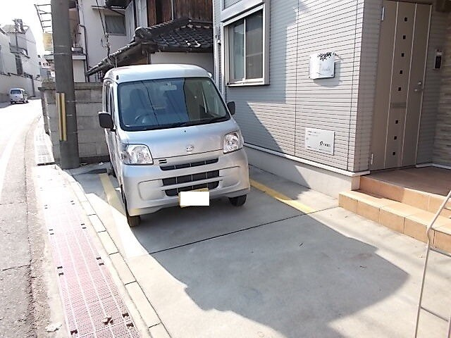 ガーデンダイキの駐車場