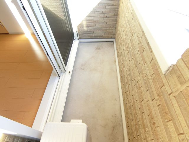 ブリーゼ・Mのバルコニー