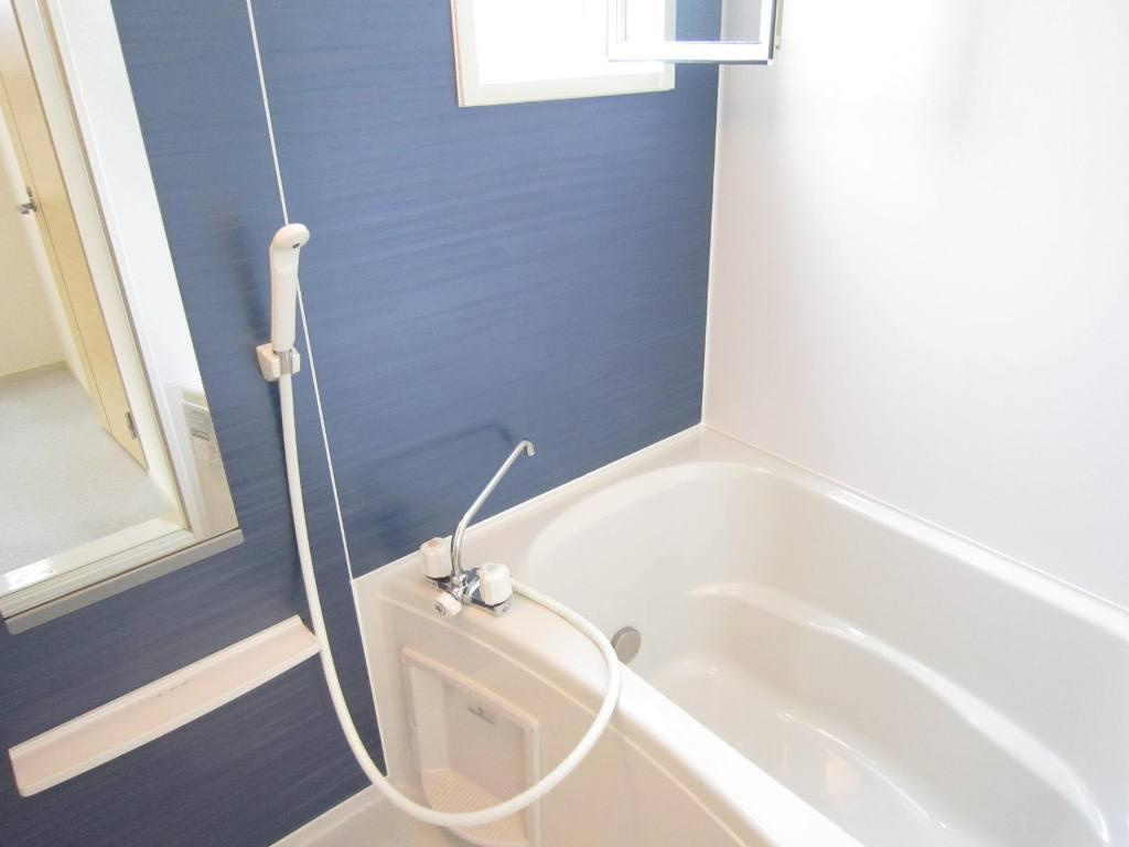 ブリーゼ・Mの浴室