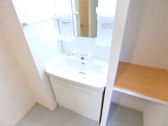 ブリーゼ・Mの洗面所