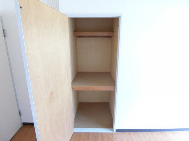 メゾンハートの収納|同物件別部屋