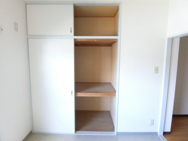 メゾンハートの収納|同物件別部屋
