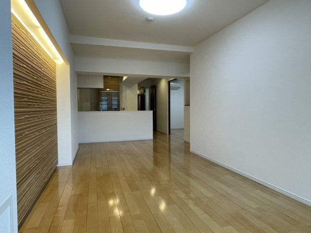 芦屋松浜ハイツの居間・リビング