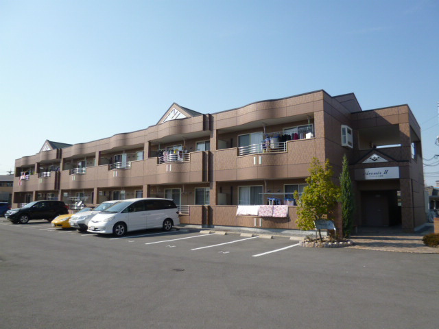 倉敷市田ノ上のアパートの外観