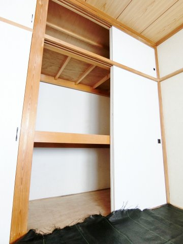 布施貸家Ａ棟の収納