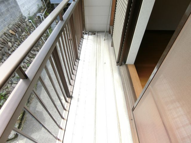 三日市ハイツユタカのバルコニー