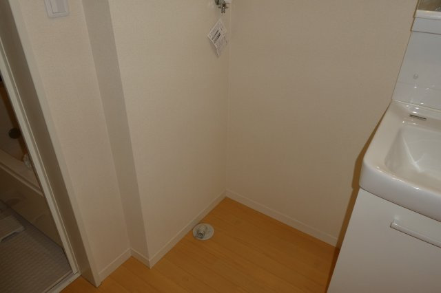 ラフィネ浜のその他|洗濯機置き場