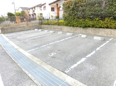 【駐車場】 | セジュール西岡本