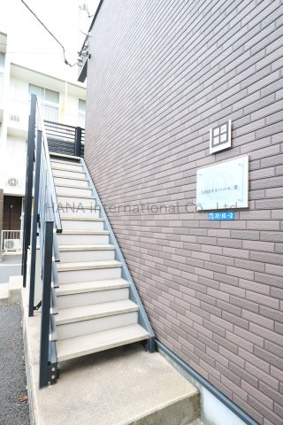 大倉山メルベーユⅢのエントランス