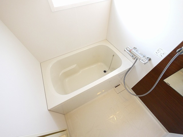 カーサ　プラヴィダの浴室|日々の疲れを癒すお風呂付です