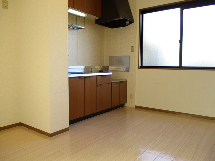 ヴィラフォーレBの居間・リビング