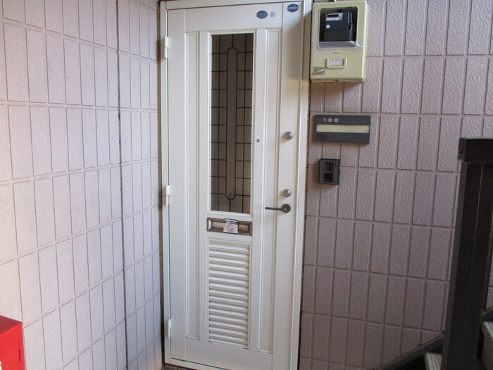 ヴィラフォーレBの玄関