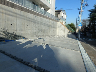 【駐車場】 | 敷地内駐車場