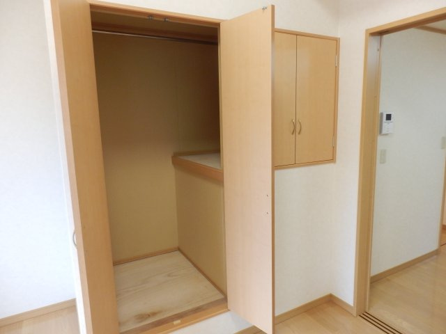 アービルカーサBの収納|ちょっとした収納スペースも充実しています