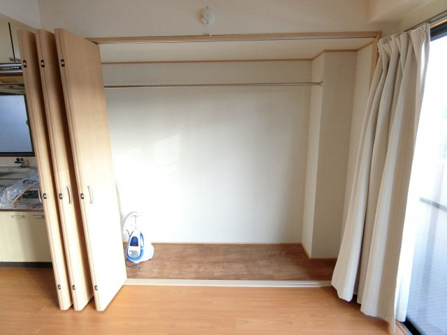 田中ハイツの収納
